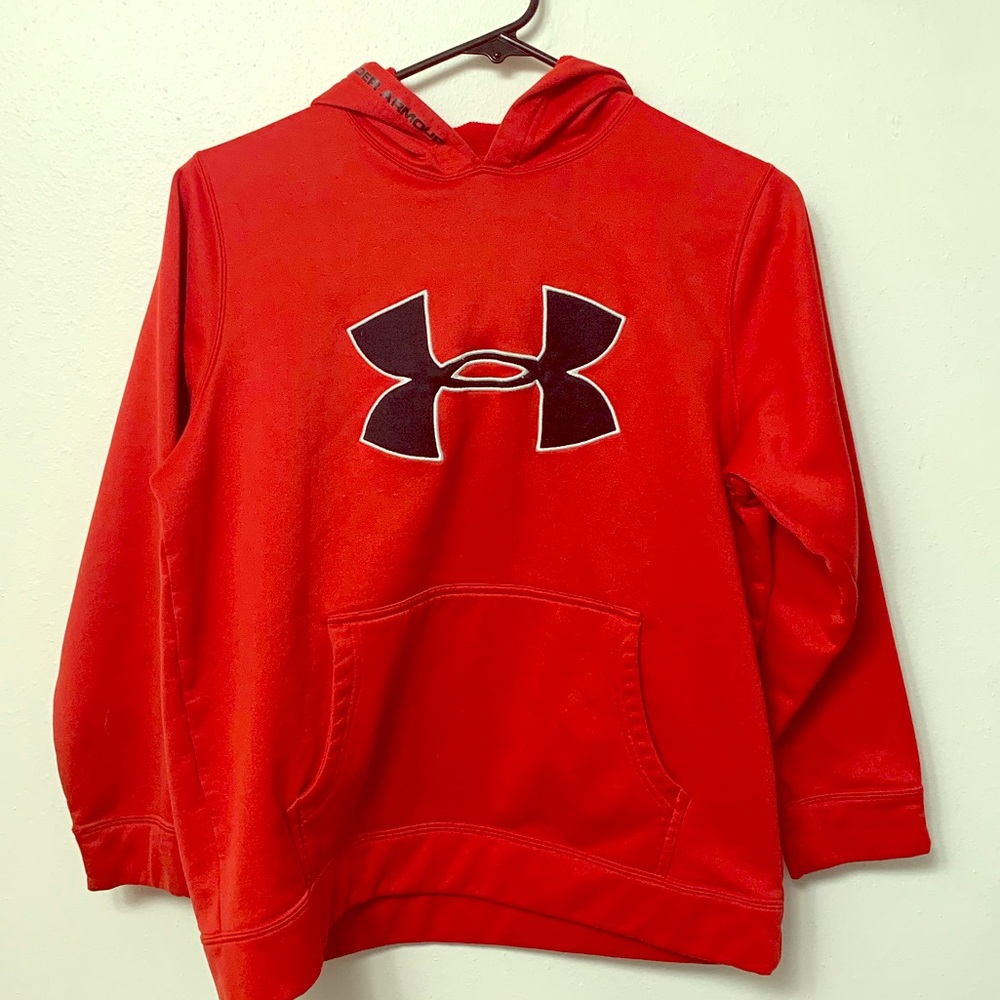 Under Armor sweatshirt